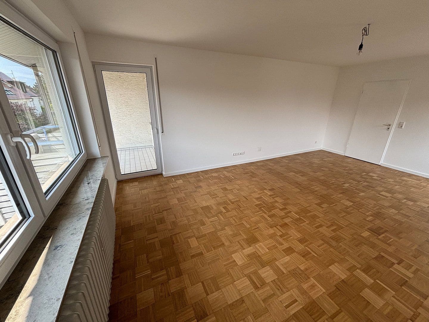 Pronájem bytu 3+kk 89 m², Korntal-Münchingen, Bádensko-Württembersko Pronájem bytu 3+kk 89 m², Korntal-Münchingen, Bádensko-Württembersko