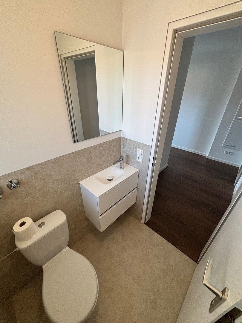 Pronájem bytu 3+kk 89 m², Korntal-Münchingen, Bádensko-Württembersko Pronájem bytu 3+kk 89 m², Korntal-Münchingen, Bádensko-Württembersko