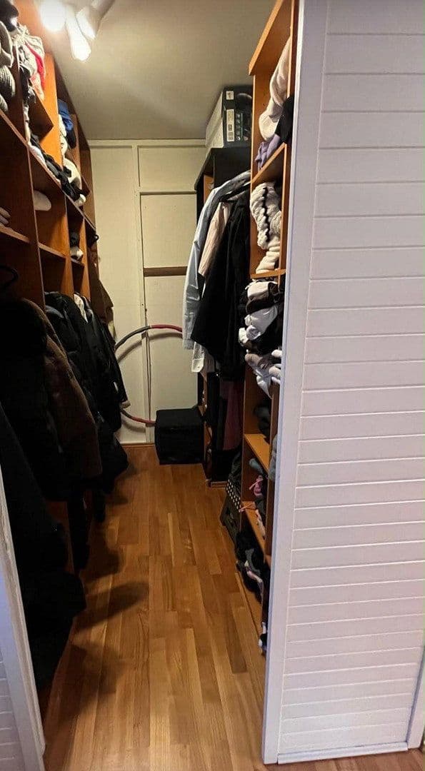 Pronájem bytu 2+kk 92 m², Lindenweg 11, Leinfelden-Echterdingen, Bádensko-Württembersko Pronájem bytu 2+kk 92 m², Lindenweg 11, Leinfelden-Echterdingen, Bádensko-Württembersko