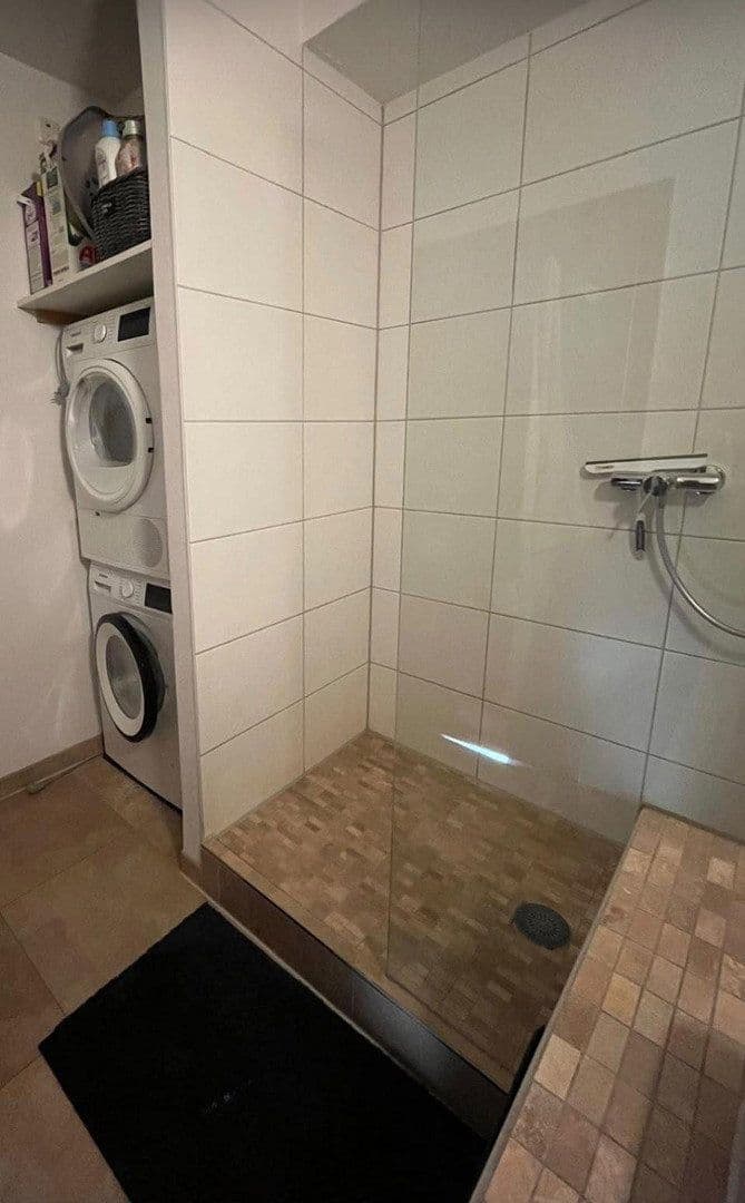 Pronájem bytu 2+kk 92 m², Lindenweg 11, Leinfelden-Echterdingen, Bádensko-Württembersko Pronájem bytu 2+kk 92 m², Lindenweg 11, Leinfelden-Echterdingen, Bádensko-Württembersko