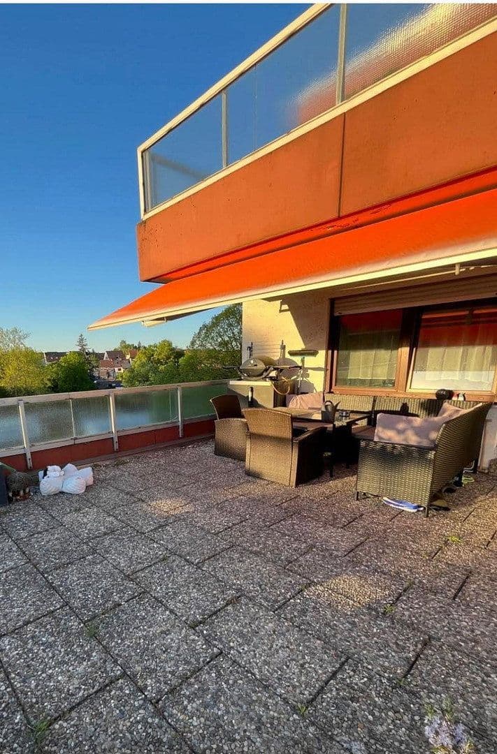 Pronájem bytu 2+kk 92 m², Lindenweg 11, Leinfelden-Echterdingen, Bádensko-Württembersko Pronájem bytu 2+kk 92 m², Lindenweg 11, Leinfelden-Echterdingen, Bádensko-Württembersko