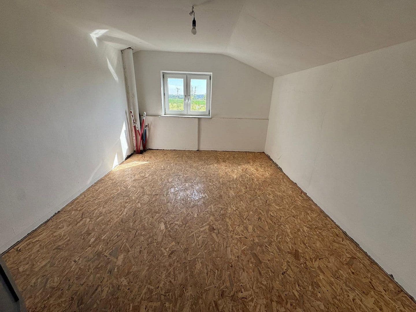 Prodej domu 205 m², pozemek 1.081 m², Bahnweg 5, Grafing/Bahnhof, Bavorsko Prodej domu 205 m², pozemek 1.081 m², Bahnweg 5, Grafing/Bahnhof, Bavorsko