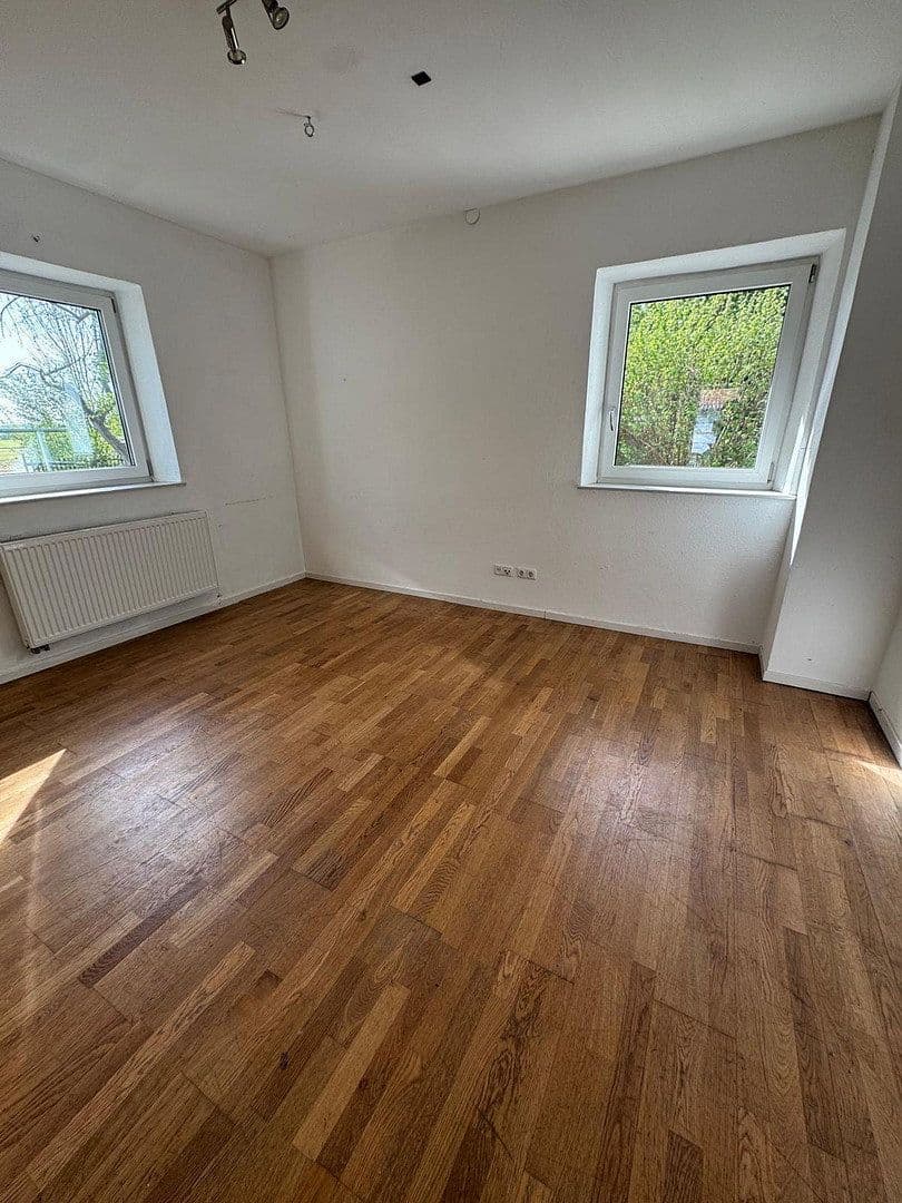 Prodej domu 205 m², pozemek 1.081 m², Bahnweg 5, Grafing/Bahnhof, Bavorsko Prodej domu 205 m², pozemek 1.081 m², Bahnweg 5, Grafing/Bahnhof, Bavorsko