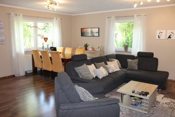 Pronájem bytu 4+1 120 m², Bergheim, Severní Porýní-Vestfálsko Pronájem bytu 4+1 120 m², Bergheim, Severní Porýní-Vestfálsko