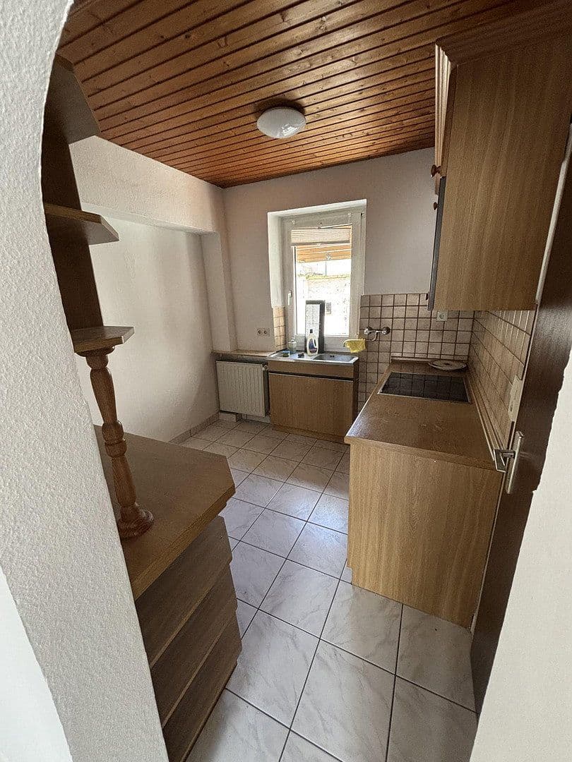 Pronájem domu 95 m², pozemek 157 m², Untere Bahnhofstraße 4, Worms, Porýní-Falc Pronájem domu 95 m², pozemek 157 m², Untere Bahnhofstraße 4, Worms, Porýní-Falc