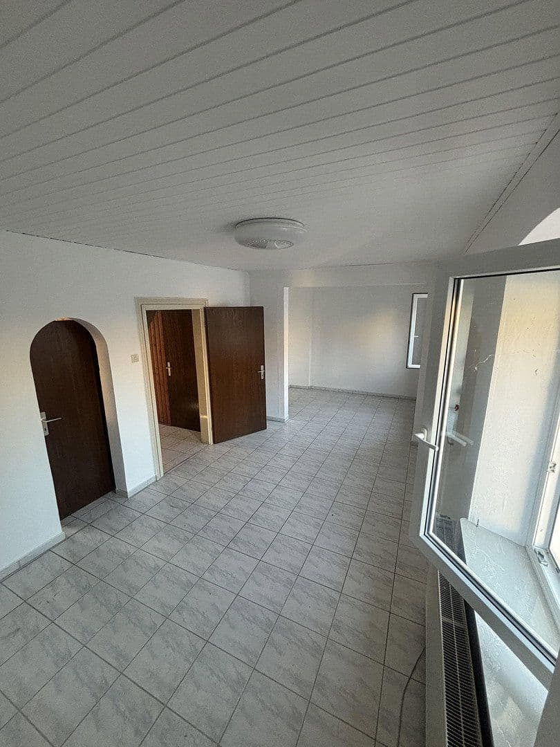 Pronájem domu 95 m², pozemek 157 m², Untere Bahnhofstraße 4, Worms, Porýní-Falc Pronájem domu 95 m², pozemek 157 m², Untere Bahnhofstraße 4, Worms, Porýní-Falc