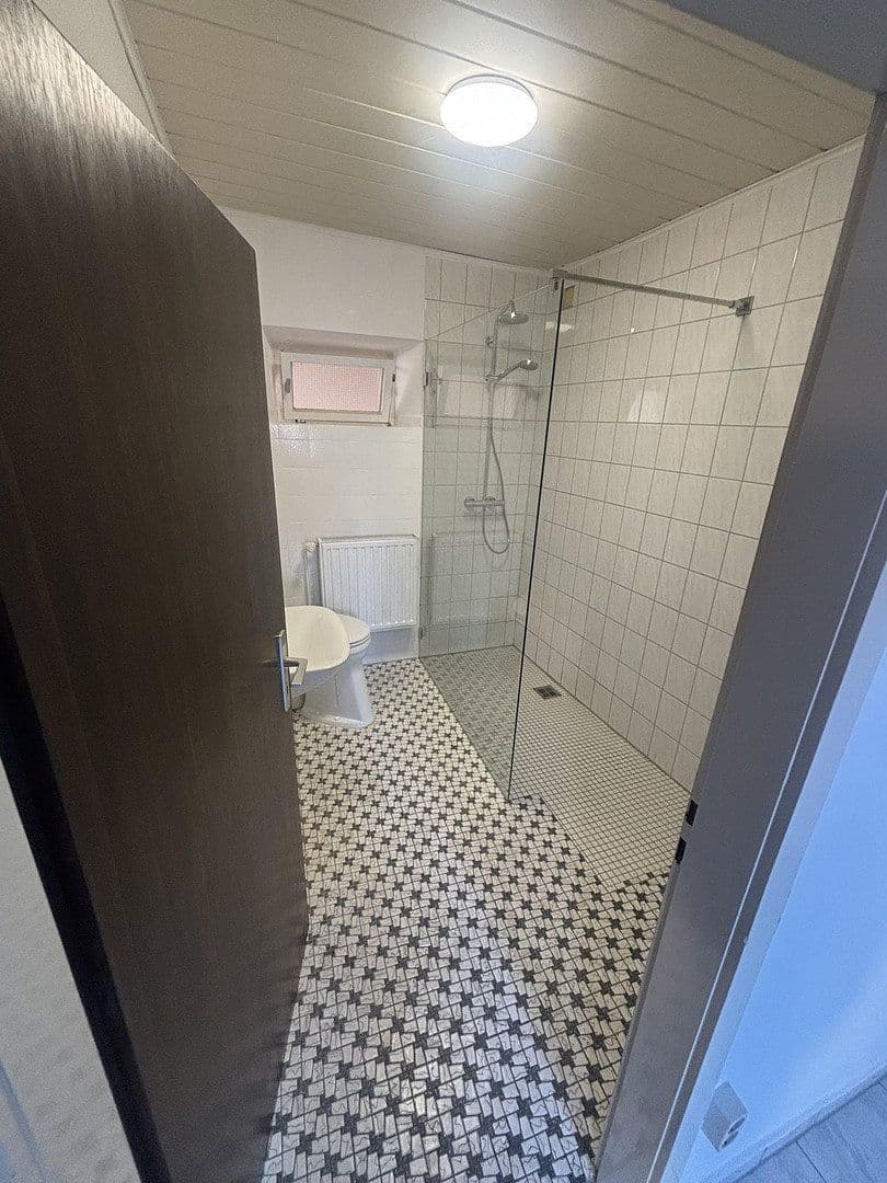 Pronájem domu 95 m², pozemek 157 m², Untere Bahnhofstraße 4, Worms, Porýní-Falc Pronájem domu 95 m², pozemek 157 m², Untere Bahnhofstraße 4, Worms, Porýní-Falc