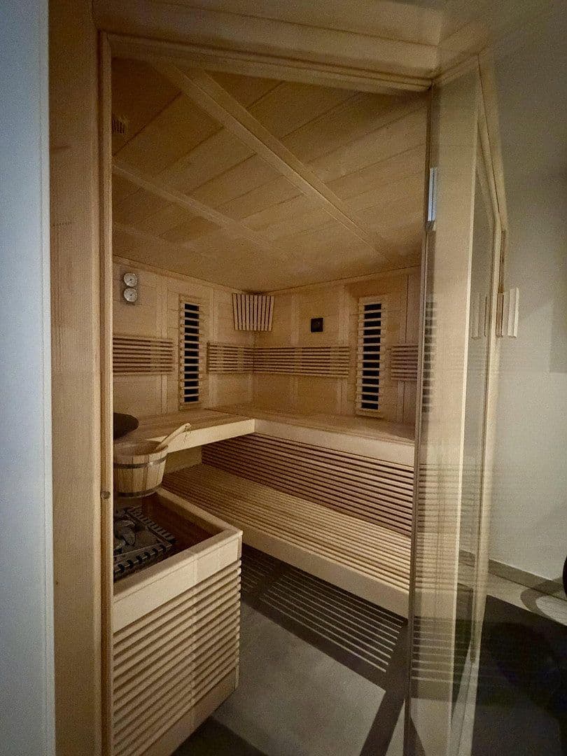 Prodej domu 262 m², pozemek 540 m², Hofheim am Taunus, Hessen Prodej domu 262 m², pozemek 540 m², Hofheim am Taunus, Hessen