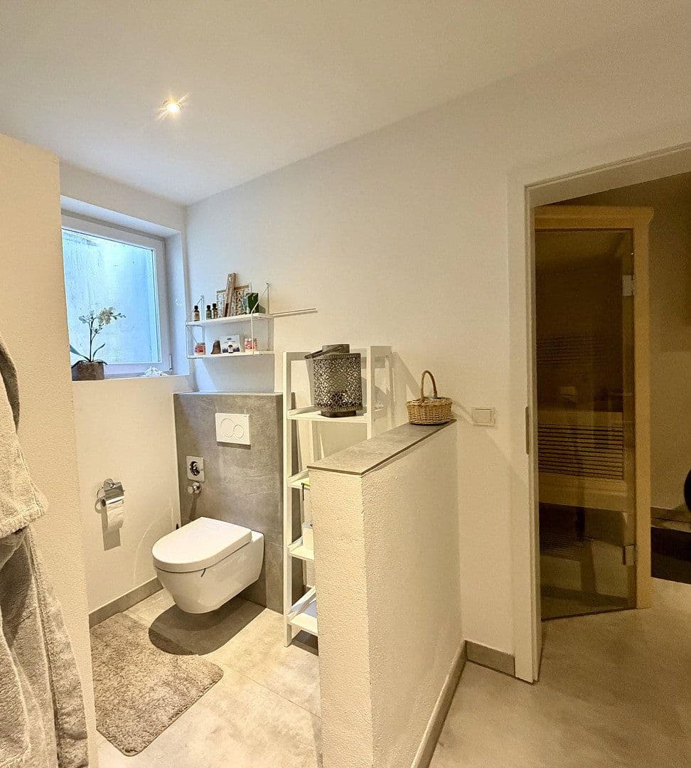 Prodej domu 262 m², pozemek 540 m², Hofheim am Taunus, Hessen Prodej domu 262 m², pozemek 540 m², Hofheim am Taunus, Hessen