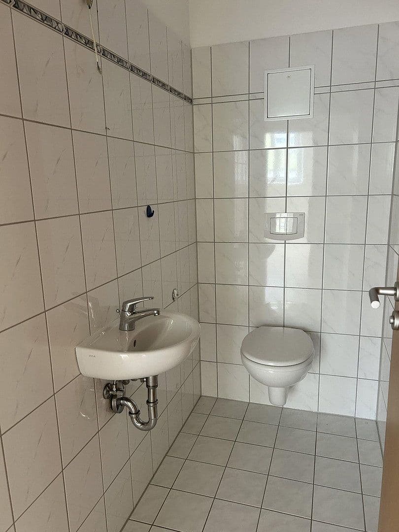 Pronájem bytu 2+1 84 m², Albstadt, Bádensko-Württembersko Pronájem bytu 2+1 84 m², Albstadt, Bádensko-Württembersko