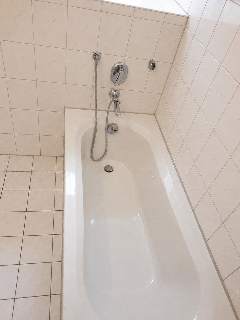 Pronájem bytu 2+1 84 m², Albstadt, Bádensko-Württembersko Pronájem bytu 2+1 84 m², Albstadt, Bádensko-Württembersko