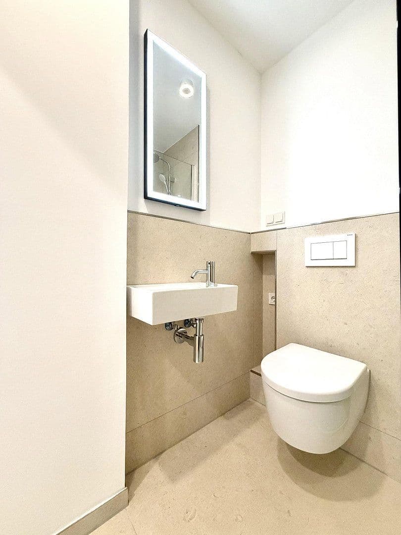Prodej bytu 2+1 58 m², Essen, Severní Porýní-Vestfálsko Prodej bytu 2+1 58 m², Essen, Severní Porýní-Vestfálsko