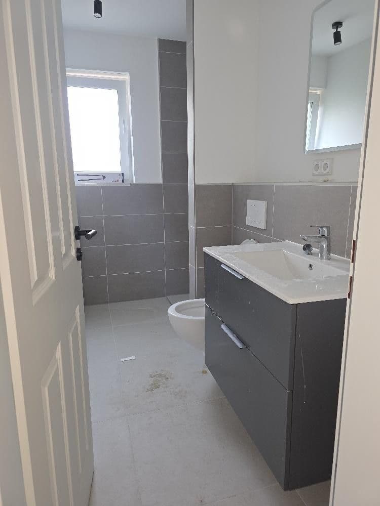 Pronájem bytu 4+1 133 m², Sulzbacher Str. 7a, Eschborn, Hessen Pronájem bytu 4+1 133 m², Sulzbacher Str. 7a, Eschborn, Hessen