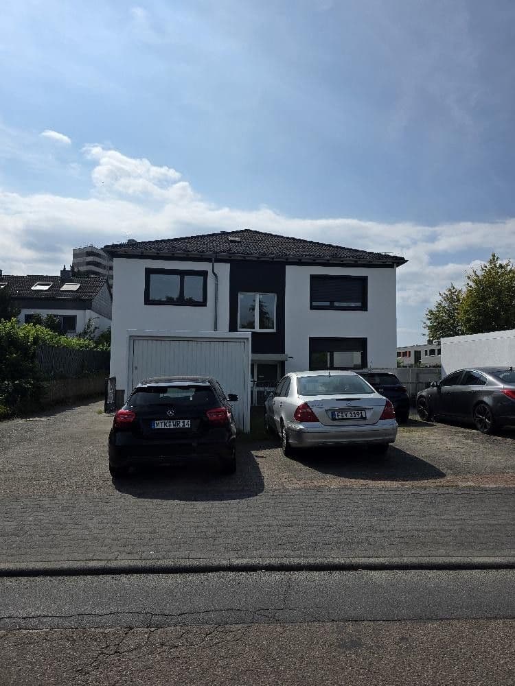 Pronájem bytu 4+1 133 m², Sulzbacher Str. 7a, Eschborn, Hessen Pronájem bytu 4+1 133 m², Sulzbacher Str. 7a, Eschborn, Hessen