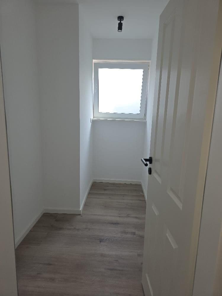 Pronájem bytu 4+1 133 m², Sulzbacher Str. 7a, Eschborn, Hessen Pronájem bytu 4+1 133 m², Sulzbacher Str. 7a, Eschborn, Hessen
