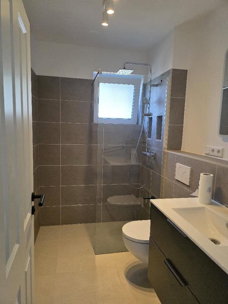 Pronájem bytu 4+1 133 m², Sulzbacher Str. 7a, Eschborn, Hessen Pronájem bytu 4+1 133 m², Sulzbacher Str. 7a, Eschborn, Hessen