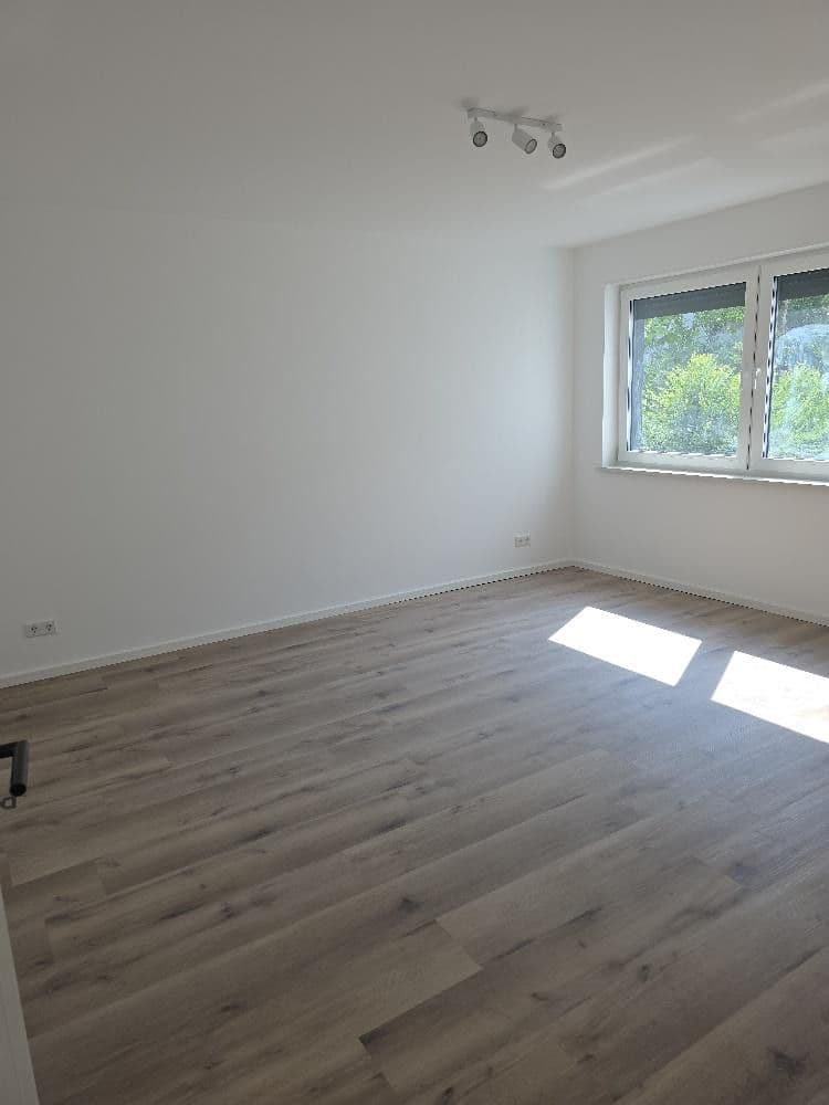 Pronájem bytu 4+1 133 m², Sulzbacher Str. 7a, Eschborn, Hessen Pronájem bytu 4+1 133 m², Sulzbacher Str. 7a, Eschborn, Hessen