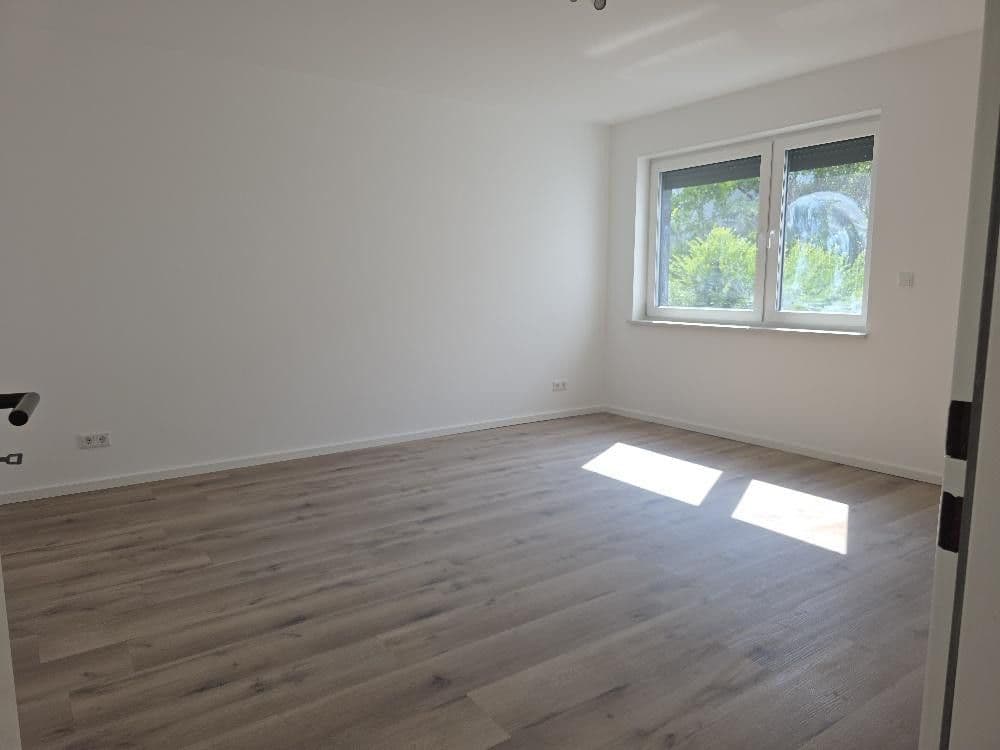 Pronájem bytu 4+1 133 m², Sulzbacher Str. 7a, Eschborn, Hessen Pronájem bytu 4+1 133 m², Sulzbacher Str. 7a, Eschborn, Hessen