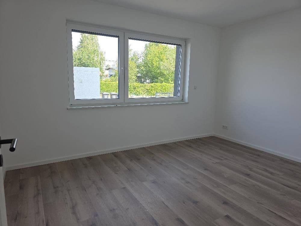 Pronájem bytu 4+1 133 m², Sulzbacher Str. 7a, Eschborn, Hessen Pronájem bytu 4+1 133 m², Sulzbacher Str. 7a, Eschborn, Hessen