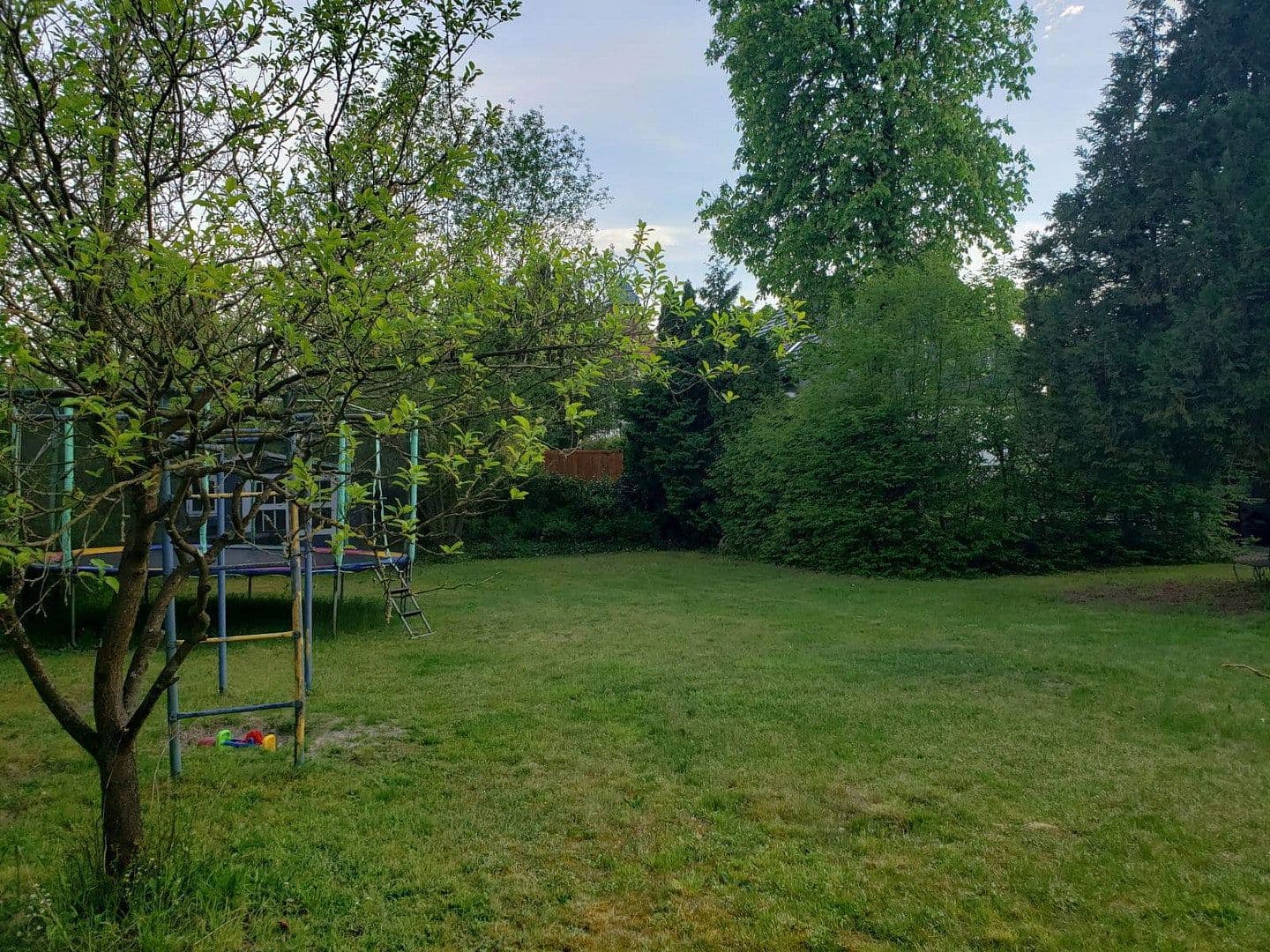 Prodej pozemku 736 m², Rudolf-Breitscheid-Str. 30, Falkensee, Braniborsko Prodej pozemku 736 m², Rudolf-Breitscheid-Str. 30, Falkensee, Braniborsko