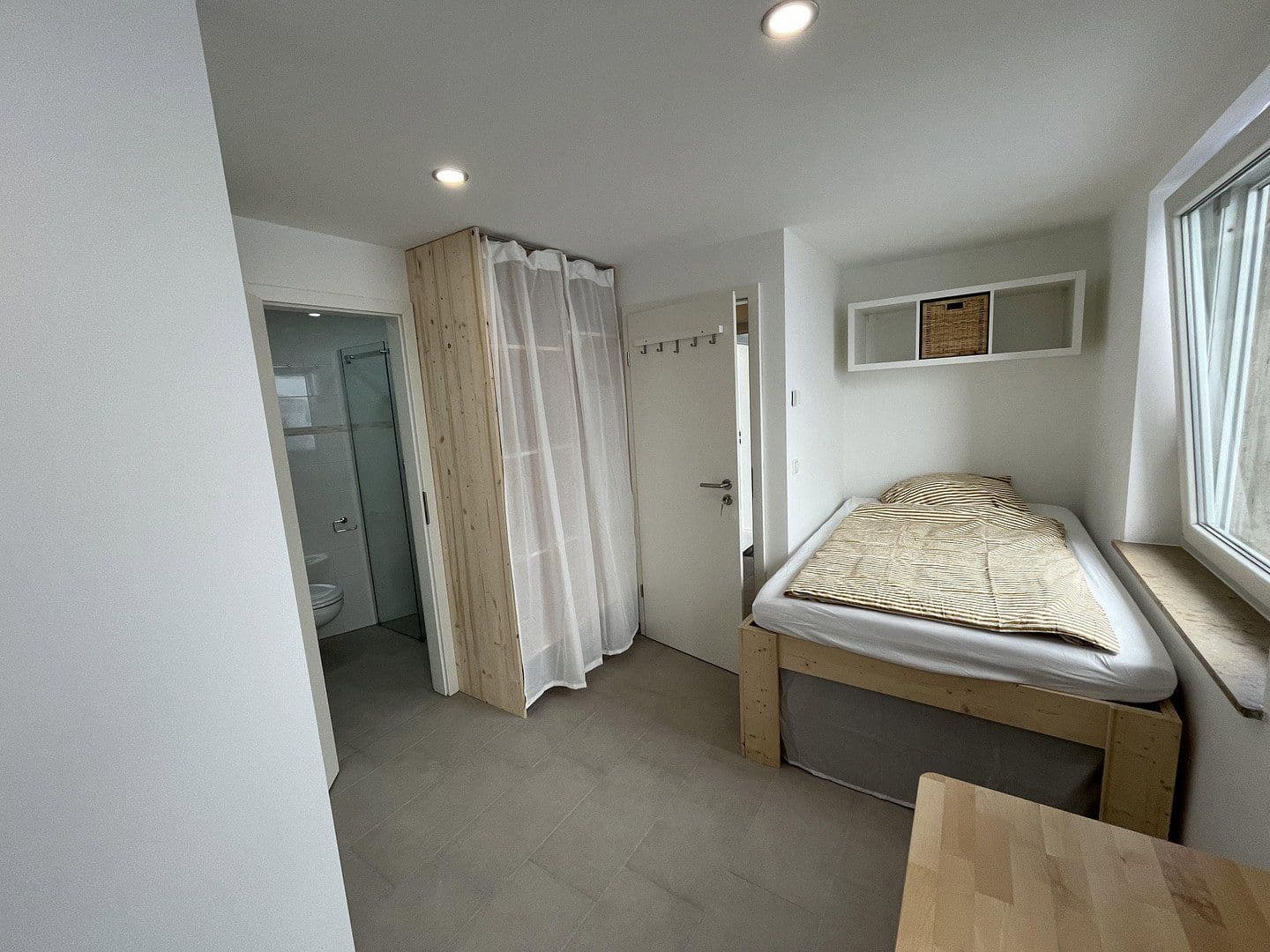 Pronájem bytu 1+1 18 m², Stuttgarter Str. 18, Stuttgart, Bádensko-Württembersko Pronájem bytu 1+1 18 m², Stuttgarter Str. 18, Stuttgart, Bádensko-Württembersko