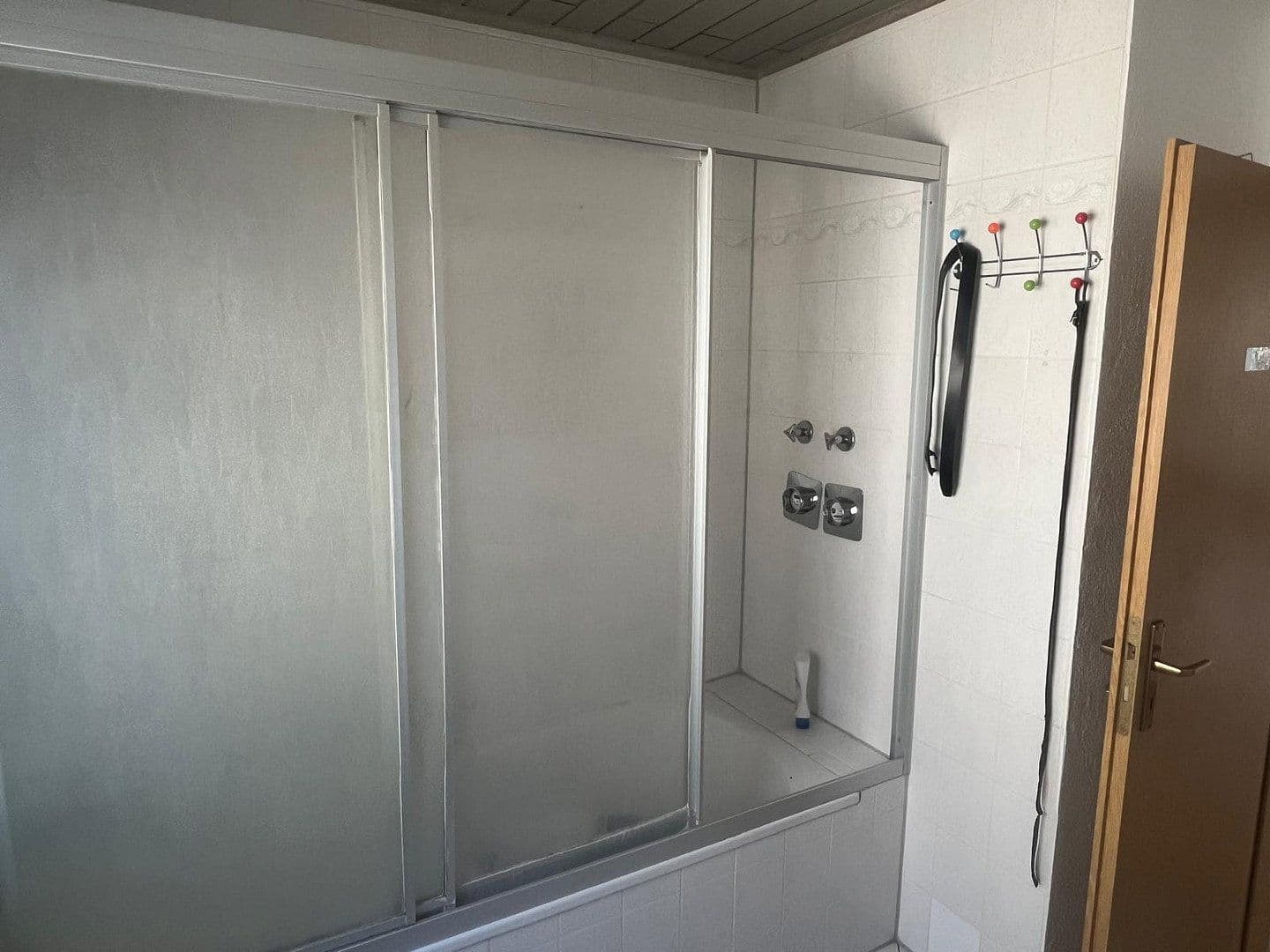Pronájem bytu 3+1 85 m², Am Vogelsang 11a, Bornheim, Porýní-Falc Pronájem bytu 3+1 85 m², Am Vogelsang 11a, Bornheim, Porýní-Falc
