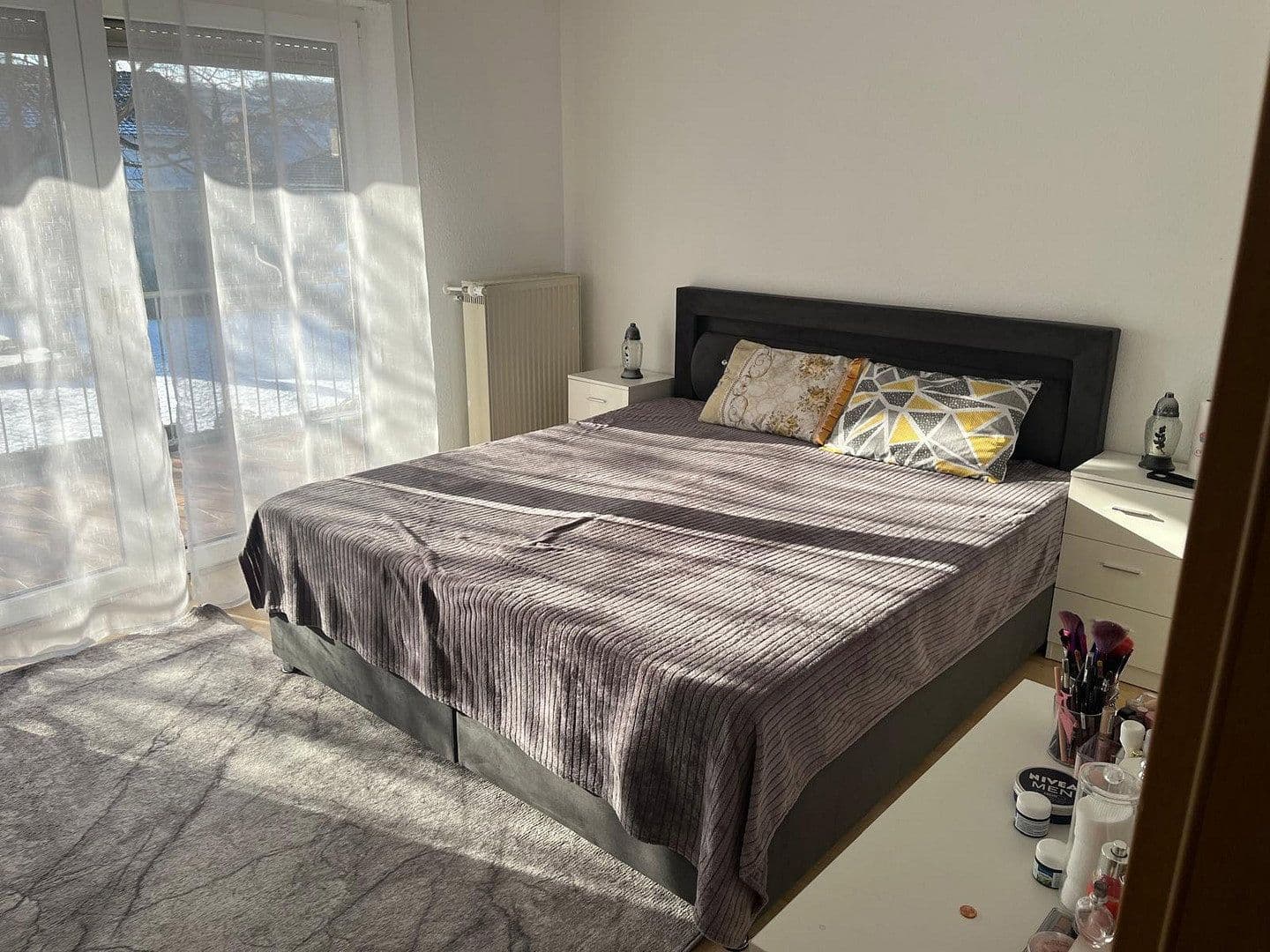 Pronájem bytu 3+1 85 m², Am Vogelsang 11a, Bornheim, Porýní-Falc Pronájem bytu 3+1 85 m², Am Vogelsang 11a, Bornheim, Porýní-Falc