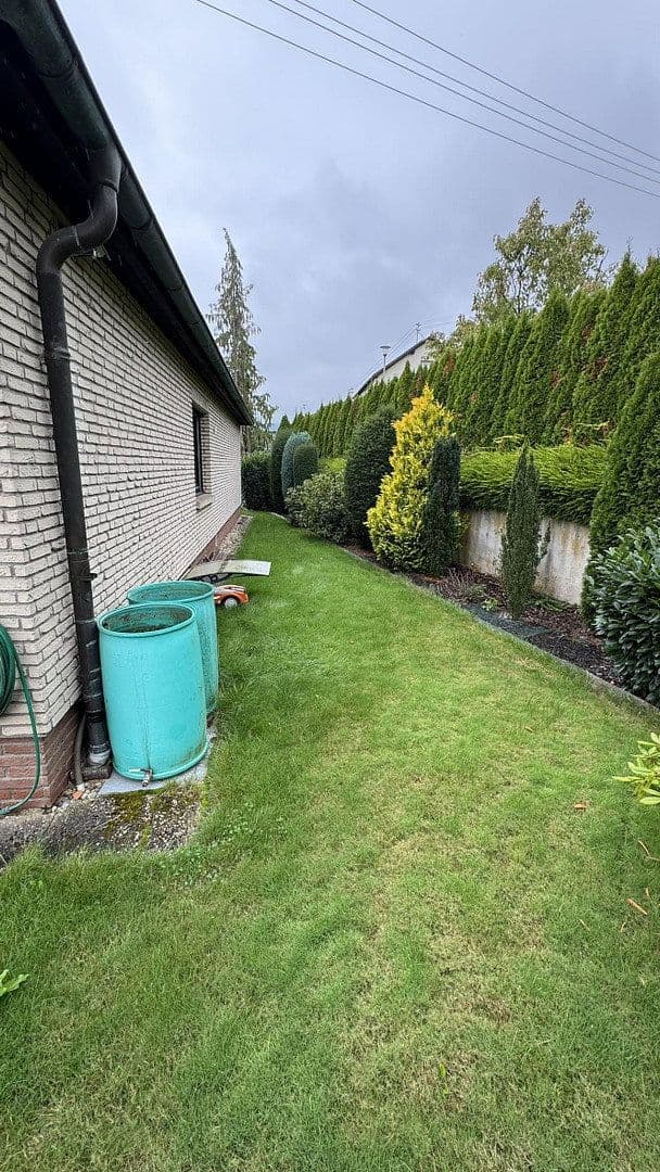 Prodej domu 180 m², pozemek 758 m², Wächtersbach, Hessen Prodej domu 180 m², pozemek 758 m², Wächtersbach, Hessen