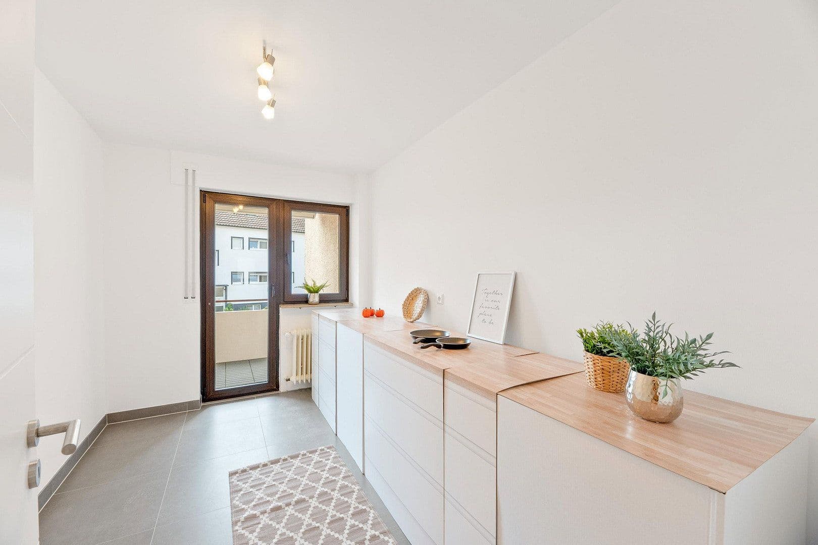 Prodej bytu 3+1 82 m², Kornwestheimer Straße 215, Korntal-Münchingen, Bádensko-Württembersko Prodej bytu 3+1 82 m², Kornwestheimer Straße 215, Korntal-Münchingen, Bádensko-Württembersko