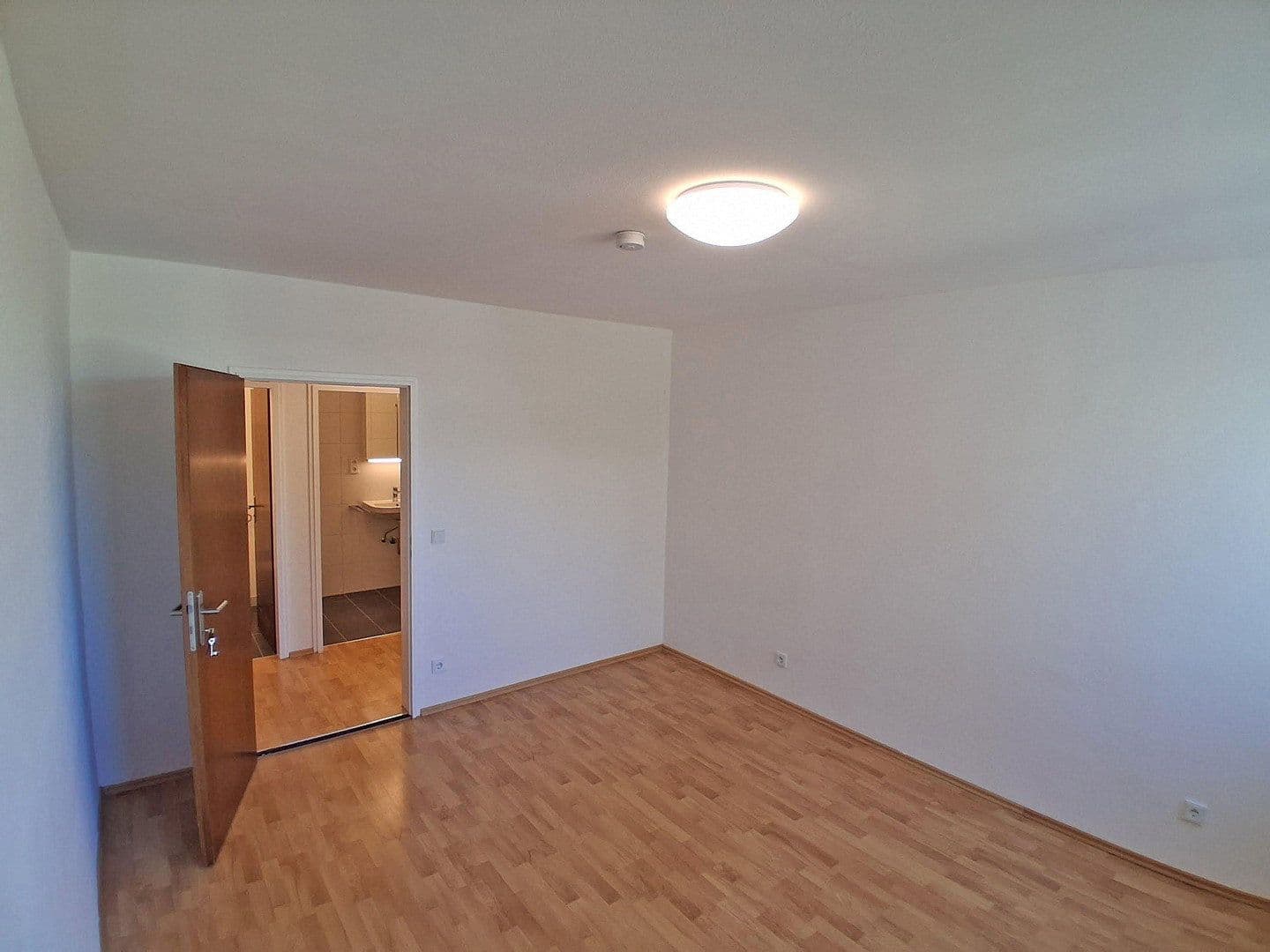 Pronájem bytu 3+1 71 m², Unterhaching München, Bavorsko Pronájem bytu 3+1 71 m², Unterhaching München, Bavorsko