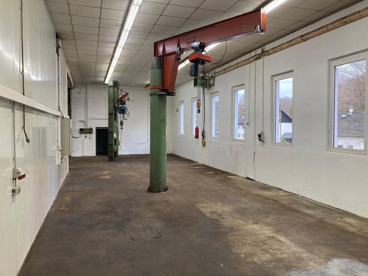 Pronájem nebytového prostoru 1.110 m², Siegen, Severní Porýní-Vestfálsko Pronájem nebytového prostoru 1.110 m², Siegen, Severní Porýní-Vestfálsko