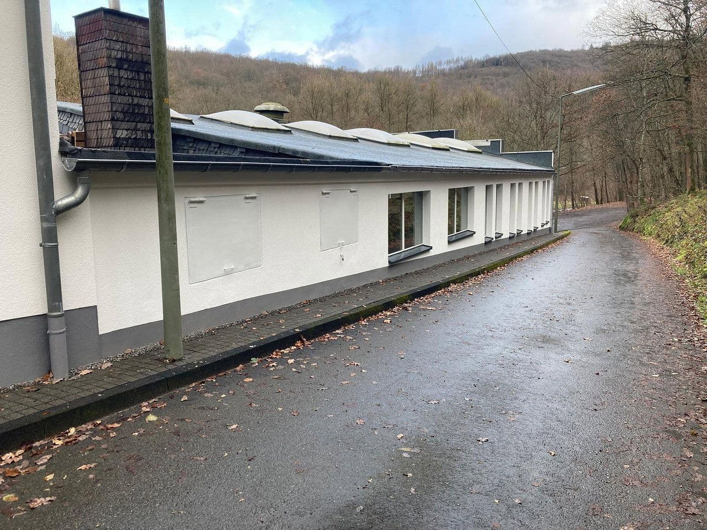 Pronájem nebytového prostoru 1.110 m², Siegen, Severní Porýní-Vestfálsko Pronájem nebytového prostoru 1.110 m², Siegen, Severní Porýní-Vestfálsko