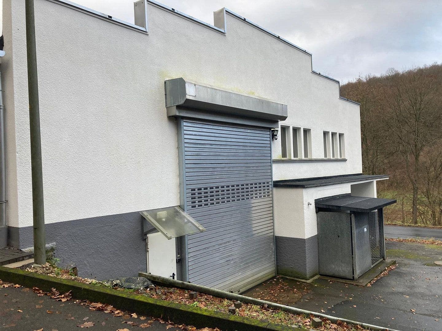 Pronájem nebytového prostoru 1.110 m², Siegen, Severní Porýní-Vestfálsko Pronájem nebytového prostoru 1.110 m², Siegen, Severní Porýní-Vestfálsko
