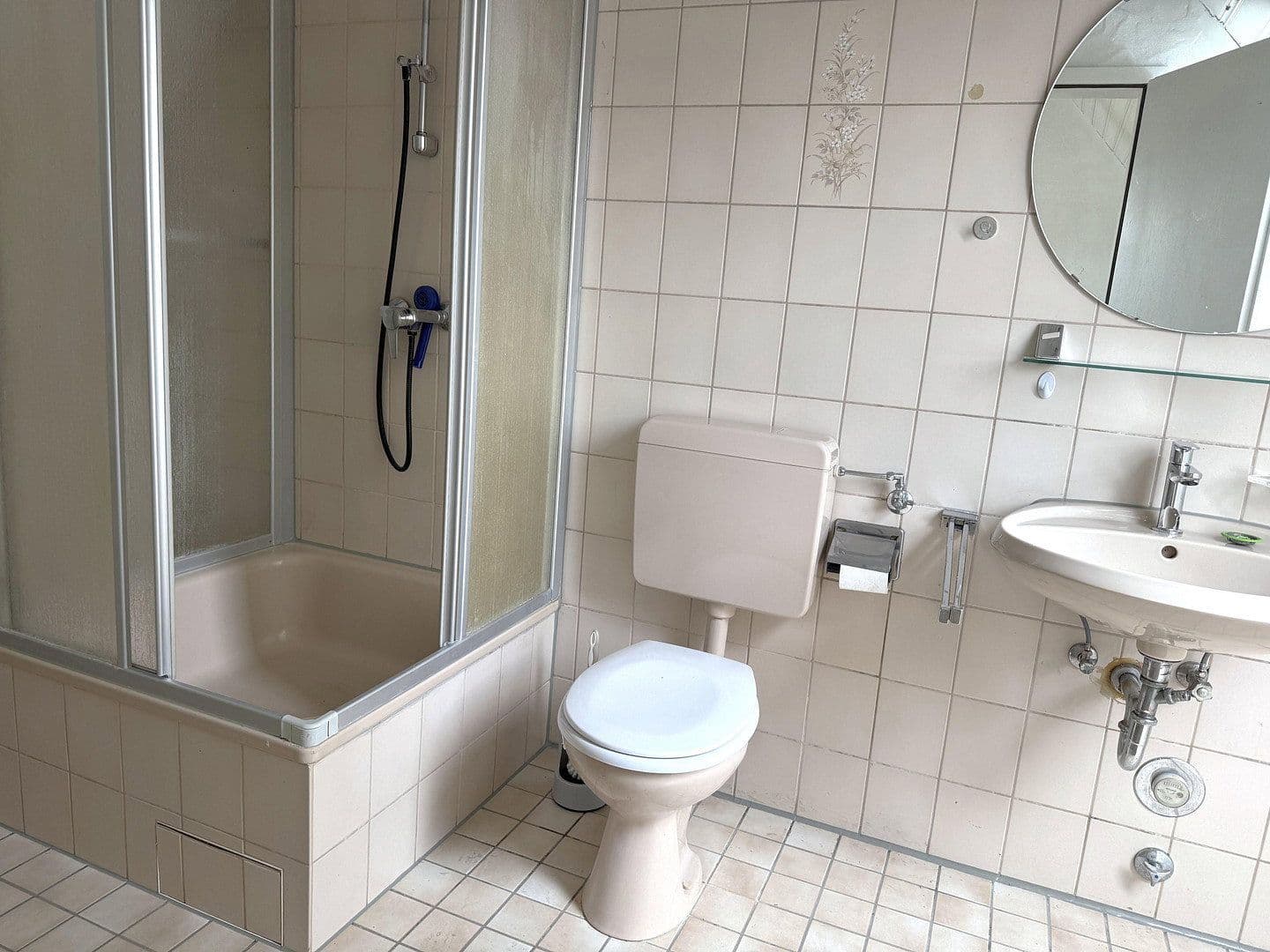 Pronájem bytu 1+1 43 m², Schafgasse 9, Öhringen, Bádensko-Württembersko Pronájem bytu 1+1 43 m², Schafgasse 9, Öhringen, Bádensko-Württembersko
