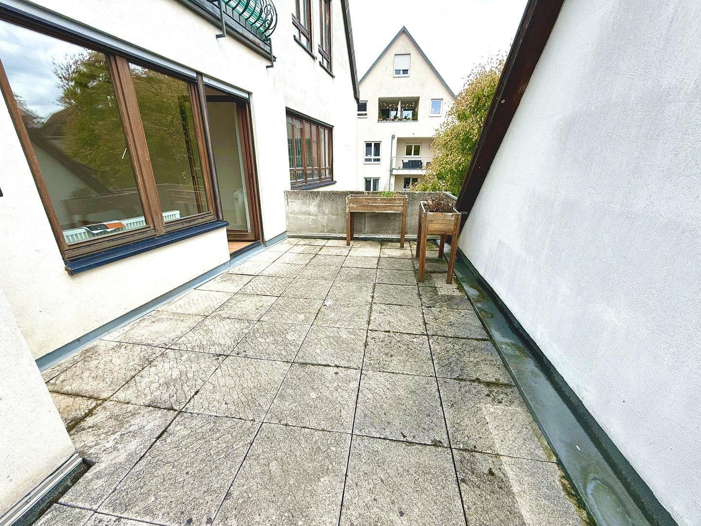 Pronájem bytu 3+1 92 m², Schafgasse 9, Öhringen, Bádensko-Württembersko Pronájem bytu 3+1 92 m², Schafgasse 9, Öhringen, Bádensko-Württembersko