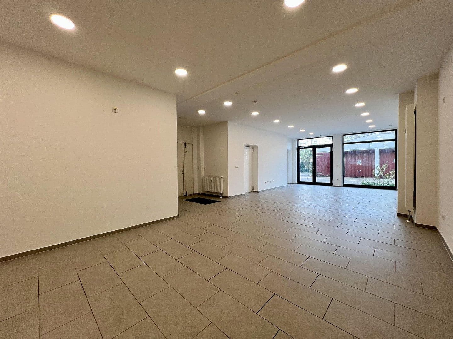 Pronájem nebytového prostoru 100 m², Doelenstraße 4-6, Wesel, Severní Porýní-Vestfálsko Pronájem nebytového prostoru 100 m², Doelenstraße 4-6, Wesel, Severní Porýní-Vestfálsko