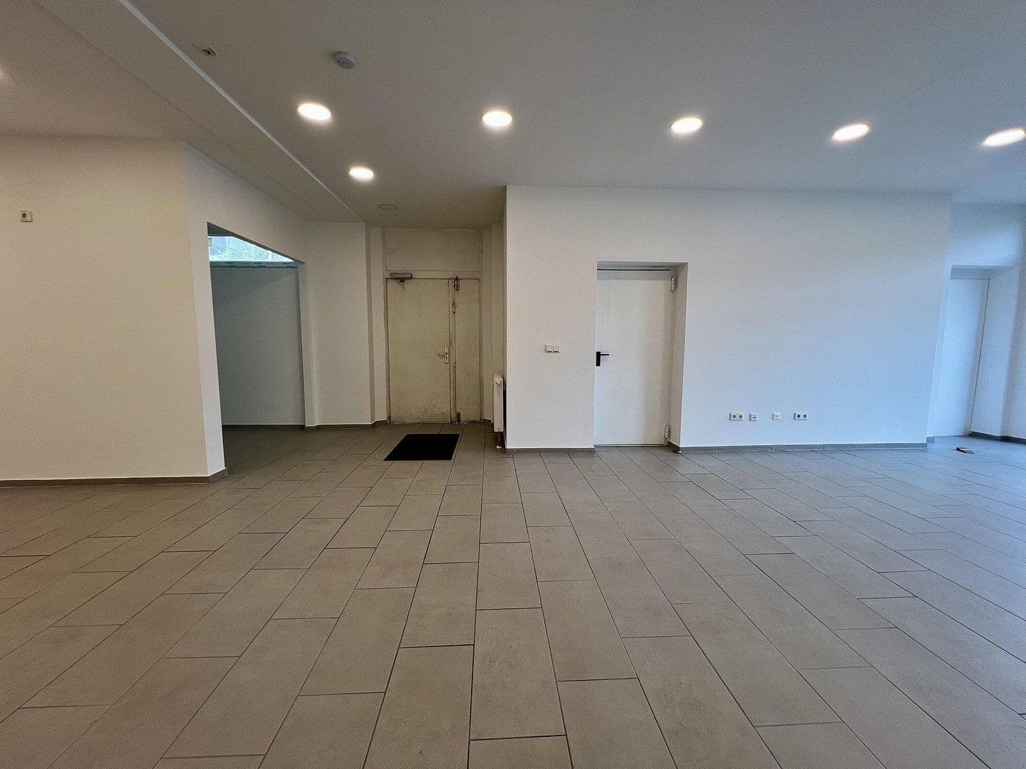 Pronájem nebytového prostoru 100 m², Doelenstraße 4-6, Wesel, Severní Porýní-Vestfálsko Pronájem nebytového prostoru 100 m², Doelenstraße 4-6, Wesel, Severní Porýní-Vestfálsko