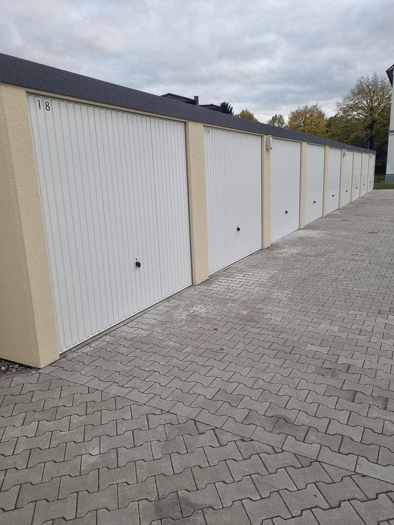 Pronájem garáže 16 m², Bruchstraße, Lehrte, Dolní Sasko Pronájem garáže 16 m², Bruchstraße, Lehrte, Dolní Sasko
