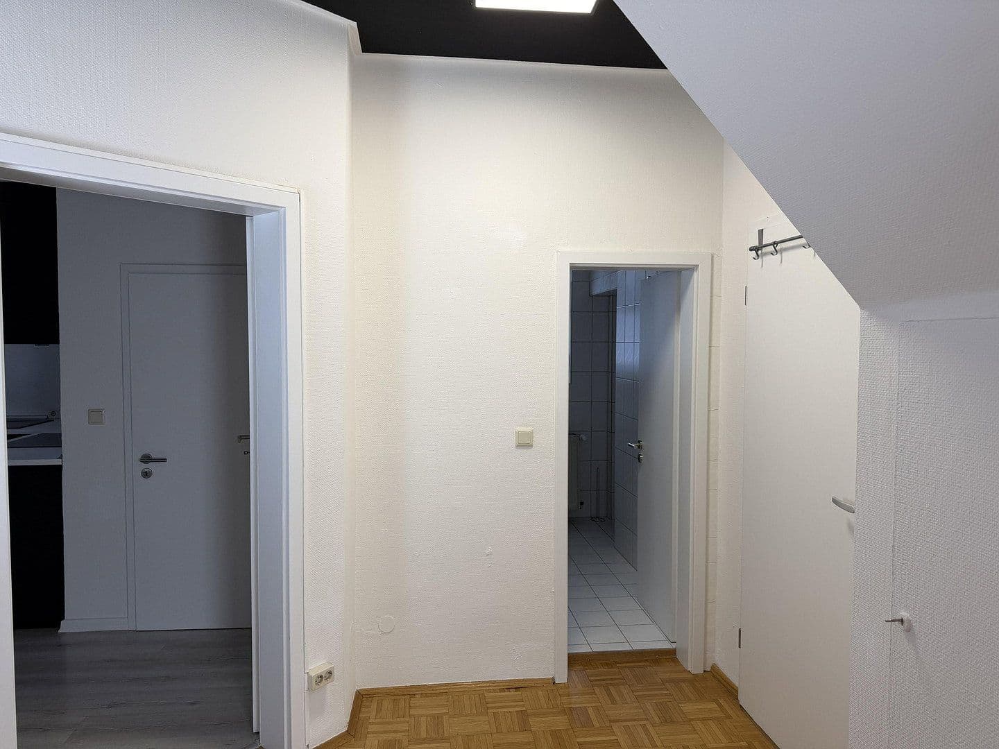Pronájem bytu 3+1 83 m², Rheinbach, Severní Porýní-Vestfálsko Pronájem bytu 3+1 83 m², Rheinbach, Severní Porýní-Vestfálsko