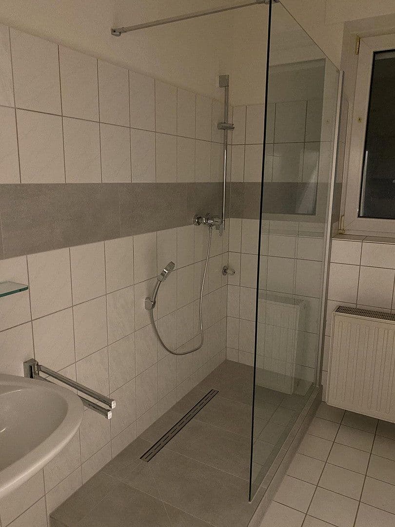 Pronájem bytu 3+1 83 m², Rheinbach, Severní Porýní-Vestfálsko Pronájem bytu 3+1 83 m², Rheinbach, Severní Porýní-Vestfálsko