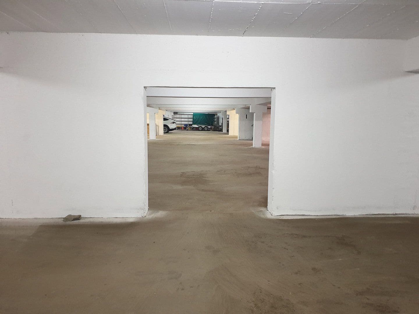 Pronájem garáže 100 m², Marienstraße 35, Furth im Wald, Bavorsko Pronájem garáže 100 m², Marienstraße 35, Furth im Wald, Bavorsko