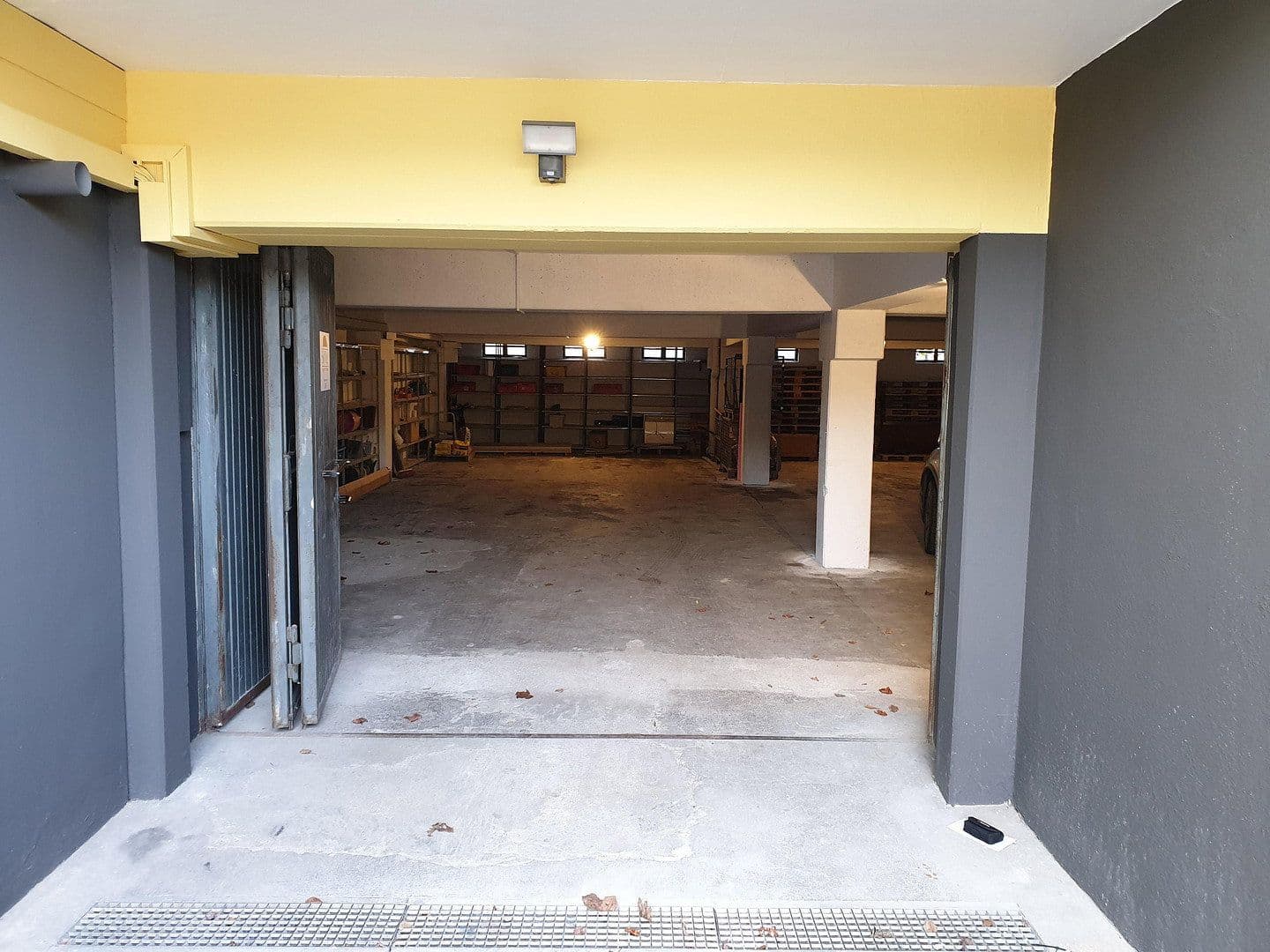 Pronájem garáže 100 m², Marienstraße 35, Furth im Wald, Bavorsko Pronájem garáže 100 m², Marienstraße 35, Furth im Wald, Bavorsko