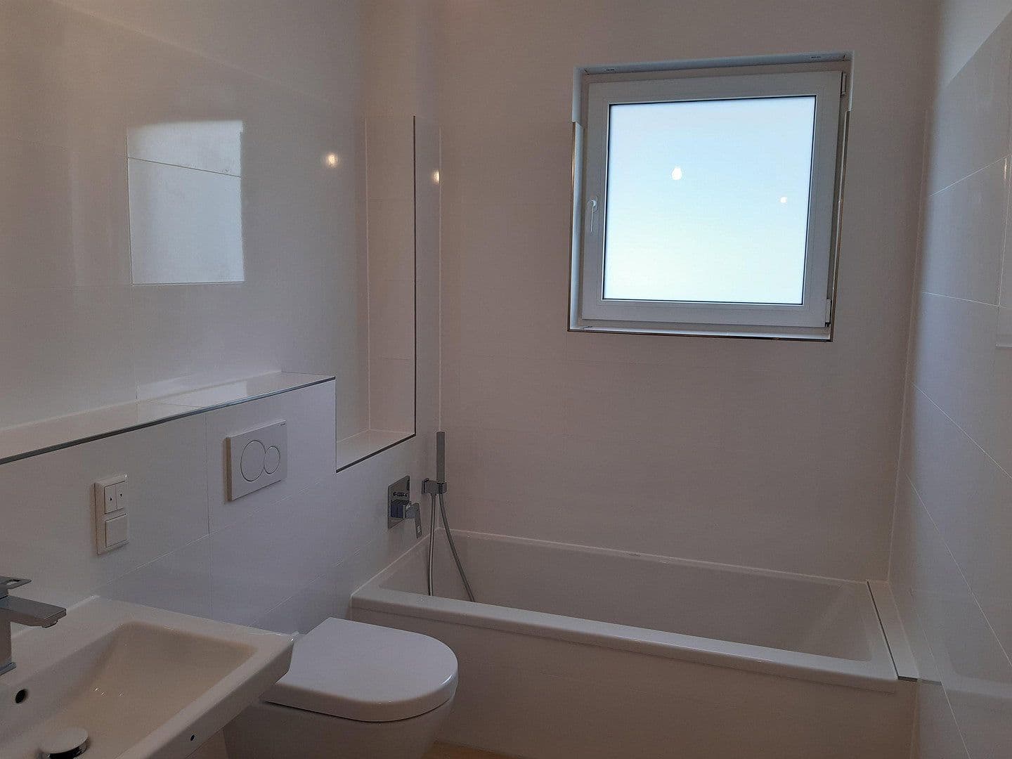 Prodej bytu 3+1 82 m², Erftstadt, Severní Porýní-Vestfálsko Prodej bytu 3+1 82 m², Erftstadt, Severní Porýní-Vestfálsko