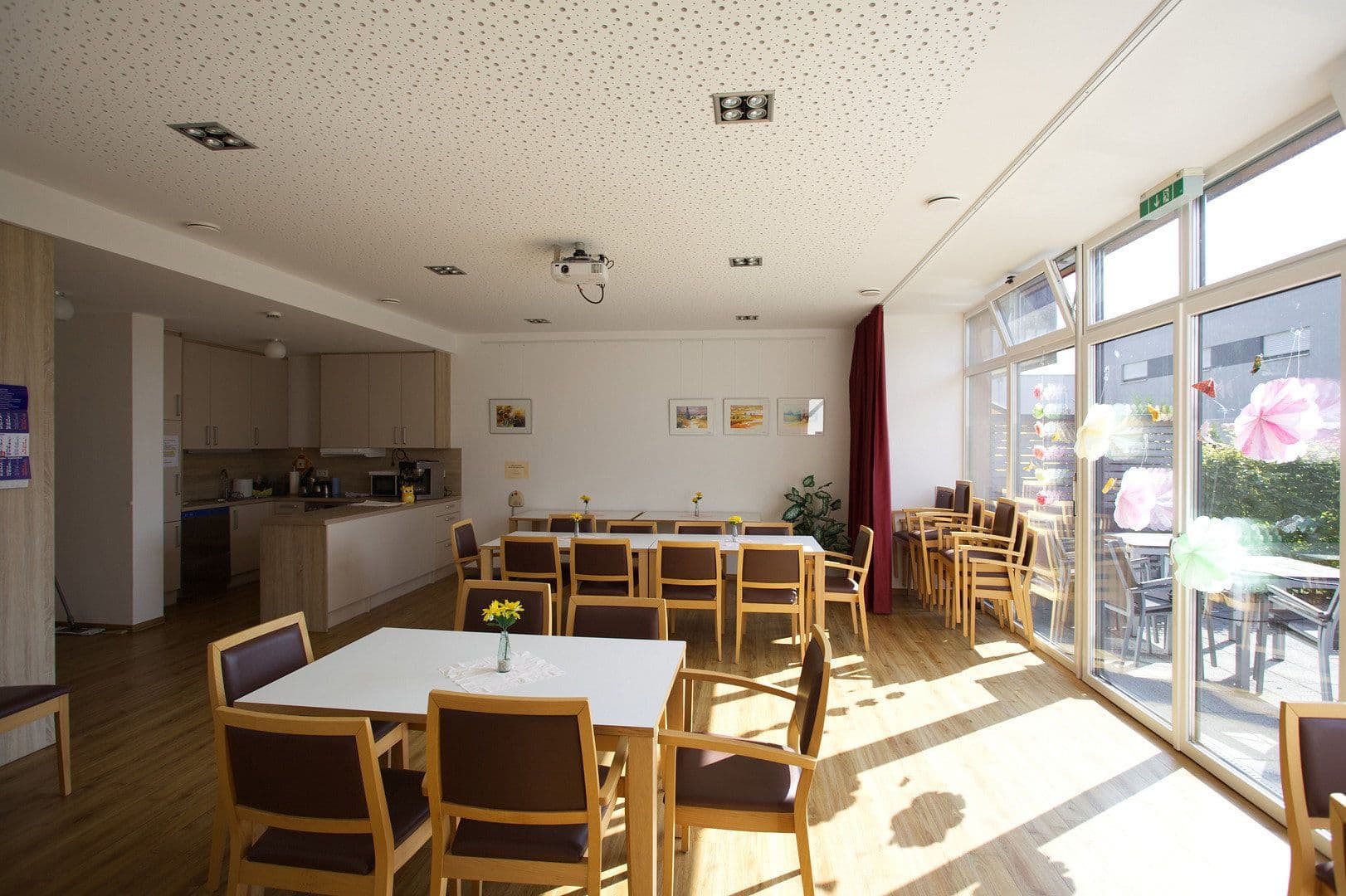 Pronájem bytu 2+1 55 m², Bgm.-Bohl-Str. 56, Augsburg, Bavorsko Pronájem bytu 2+1 55 m², Bgm.-Bohl-Str. 56, Augsburg, Bavorsko