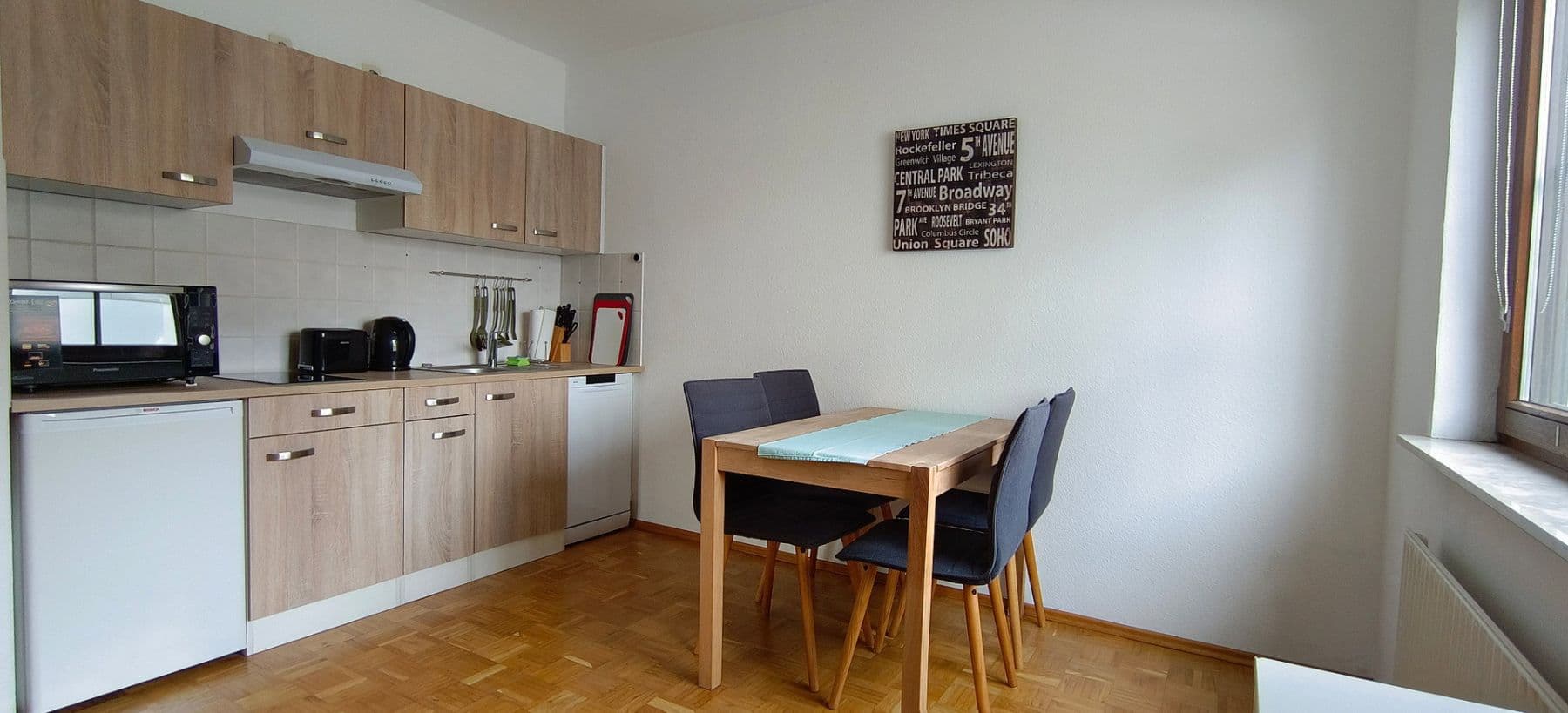 Pronájem bytu 1+1 34 m², Steinbach (Taunus), Hessen Pronájem bytu 1+1 34 m², Steinbach (Taunus), Hessen