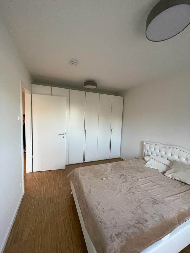 Pronájem bytu 2+1 53 m², Frankfurt am Main, Hessen Pronájem bytu 2+1 53 m², Frankfurt am Main, Hessen