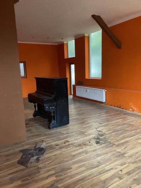 Pronájem nebytového prostoru 372 m², Reinshagener Str., Remscheid, Severní Porýní-Vestfálsko Pronájem nebytového prostoru 372 m², Reinshagener Str., Remscheid, Severní Porýní-Vestfálsko