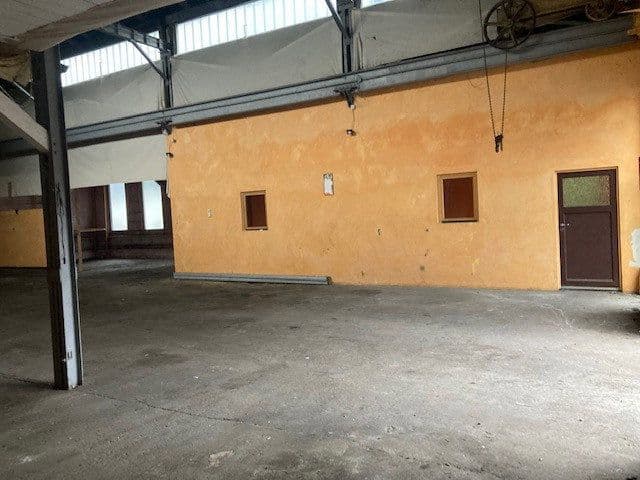 Pronájem nebytového prostoru 372 m², Reinshagener Str., Remscheid, Severní Porýní-Vestfálsko Pronájem nebytového prostoru 372 m², Reinshagener Str., Remscheid, Severní Porýní-Vestfálsko