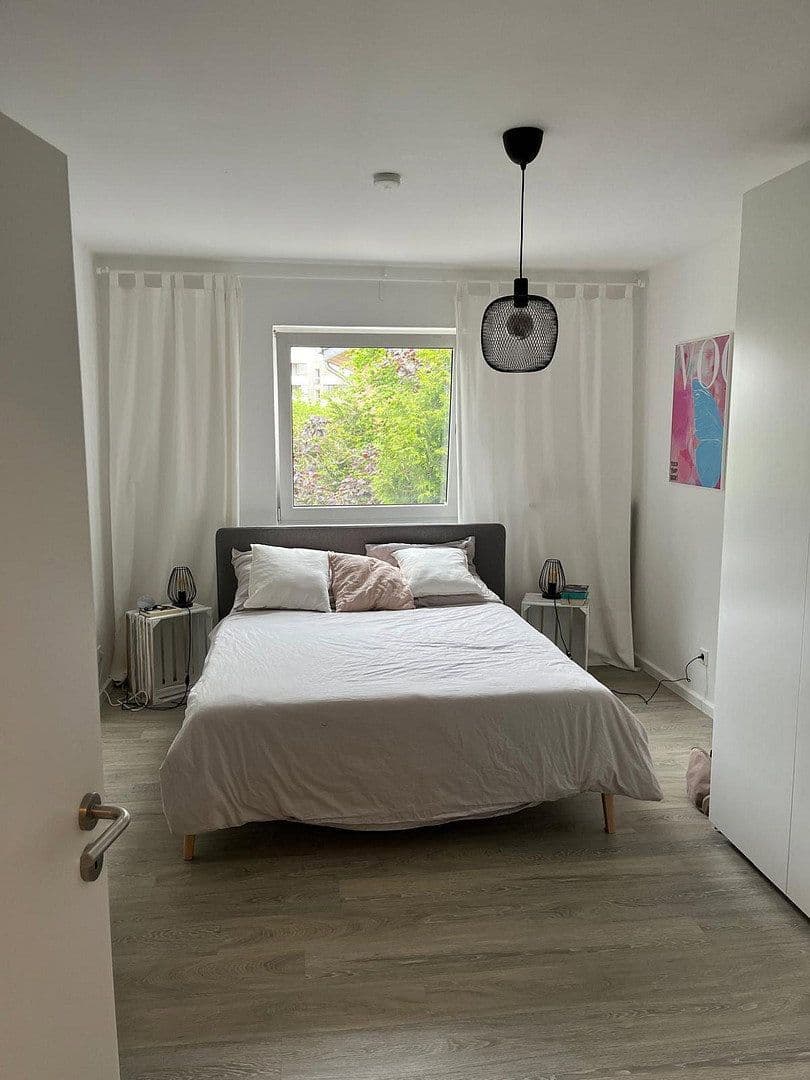 Pronájem bytu 3+1 73 m², Bergisch Gladbach, Severní Porýní-Vestfálsko Pronájem bytu 3+1 73 m², Bergisch Gladbach, Severní Porýní-Vestfálsko