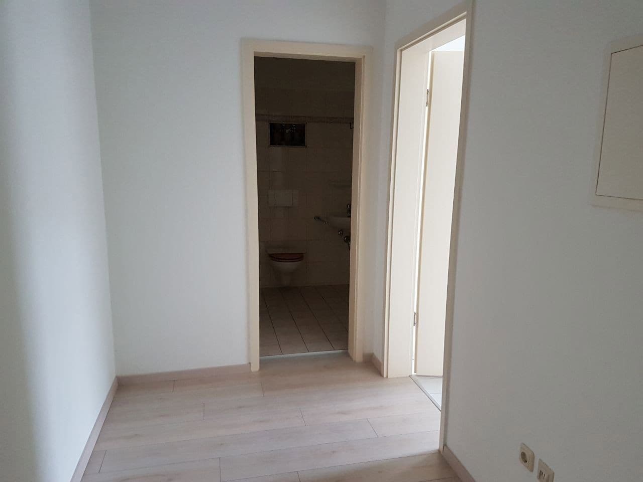 Pronájem bytu 1+1 58 m², Georg-Schumann-Str. 385, Leipzig, Sasko Pronájem bytu 1+1 58 m², Georg-Schumann-Str. 385, Leipzig, Sasko
